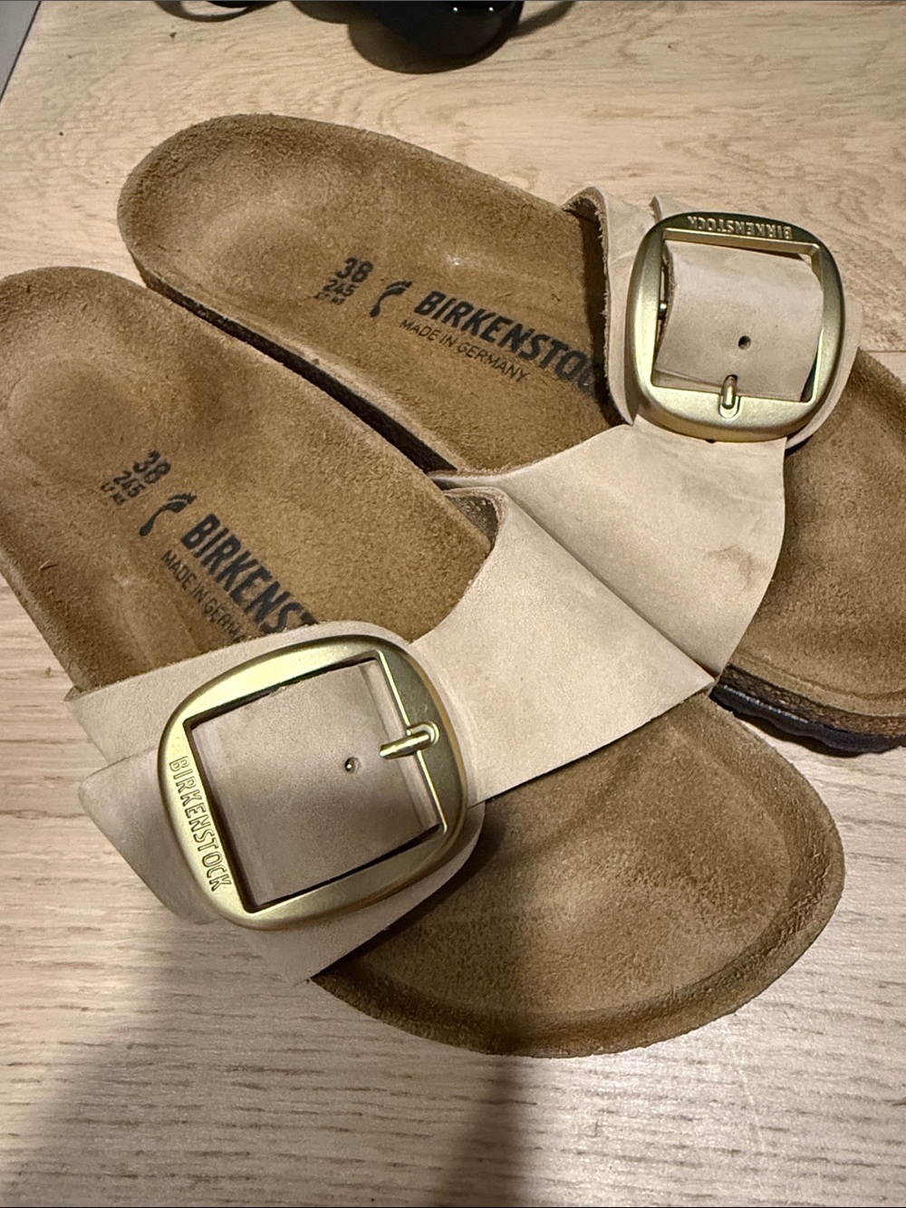Birkenstock Women’s Madrid Single-Band Sandal in Light Beige with Gold Buckle - Picture 2 of 4